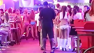 Asia Sex Migrant - Bangkok Naughtiness Be incumbent on Single Men!