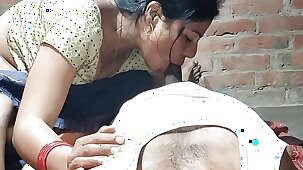 Bhai ne bahan ko bula kar akele mein bahut chudai ki